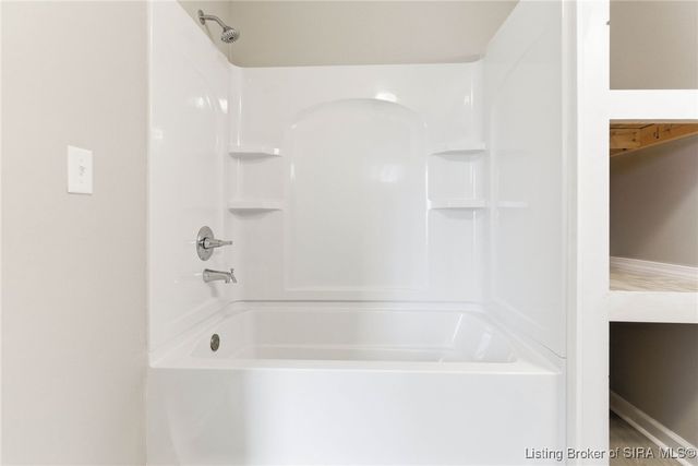 307 S Lawnview Drive, Austin, IN 47102