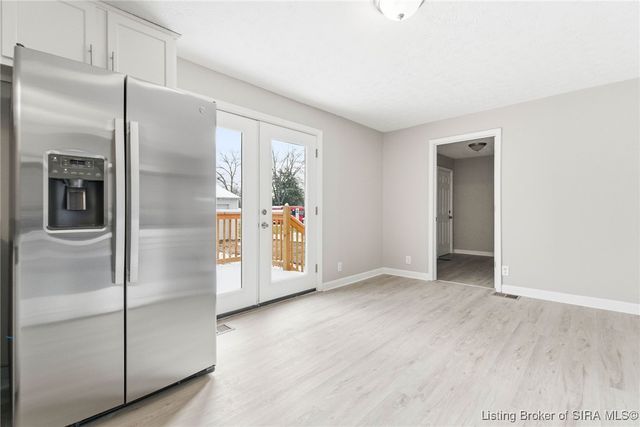 307 S Lawnview Drive, Austin, IN 47102