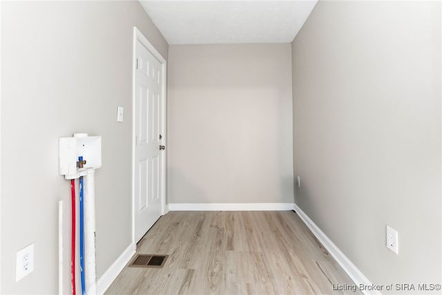 307 S Lawnview Drive, Austin, IN 47102