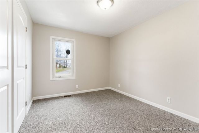 307 S Lawnview Drive, Austin, IN 47102