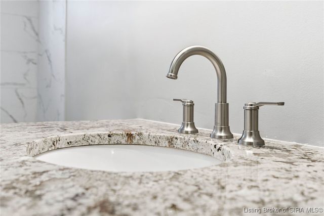 307 S Lawnview Drive, Austin, IN 47102