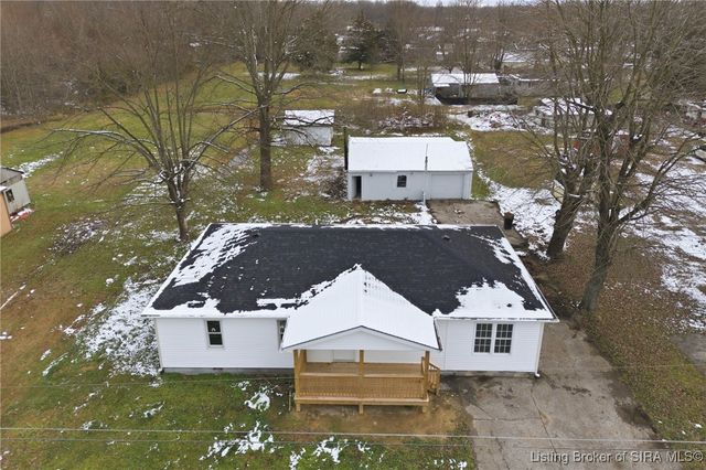 307 S Lawnview Drive, Austin, IN 47102