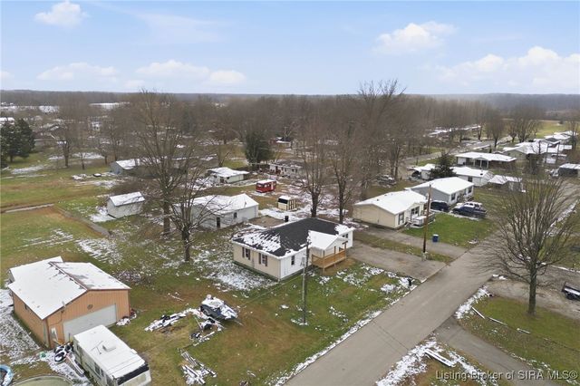 307 S Lawnview Drive, Austin, IN 47102