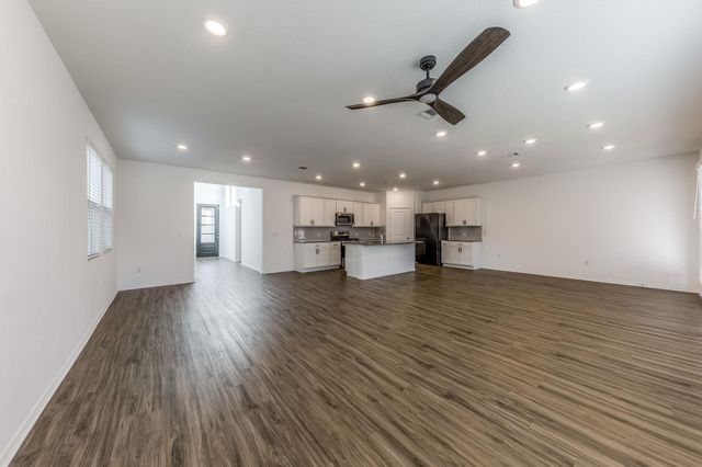 1106 Winnie DR, Austin, TX 78748