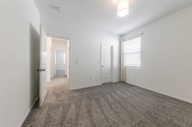 1106 Winnie DR, Austin, TX 78748