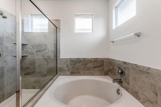 1106 Winnie DR, Austin, TX 78748