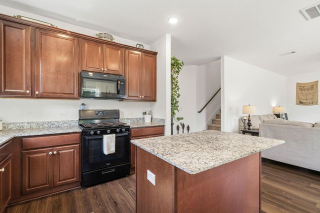 122 Ashwood Glade Lane, Conroe, TX 77378
