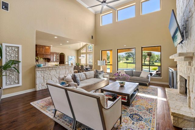 322 SANTA DOMINGO, Helotes, TX 78023