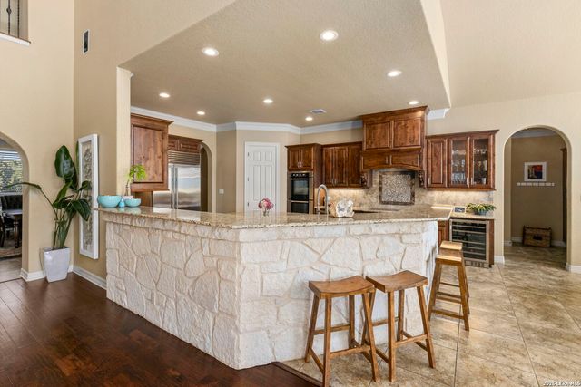 322 SANTA DOMINGO, Helotes, TX 78023
