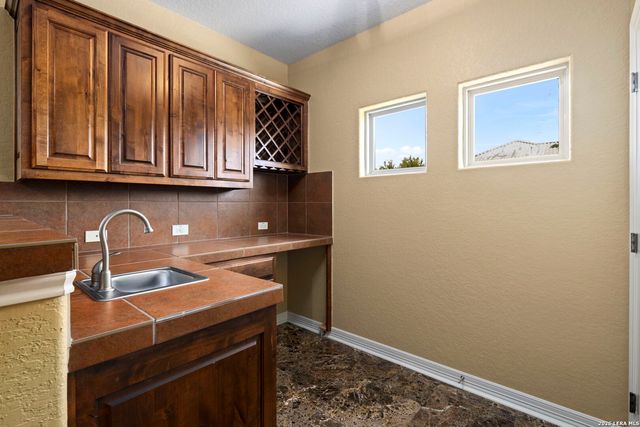 322 SANTA DOMINGO, Helotes, TX 78023