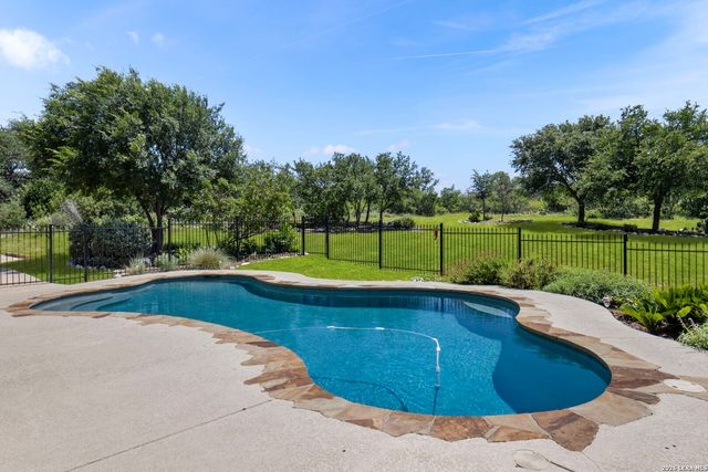 322 SANTA DOMINGO, Helotes, TX 78023