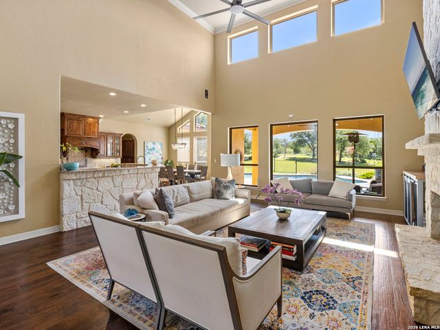 322 SANTA DOMINGO, Helotes, TX 78023