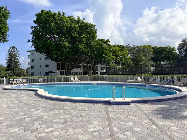 2090 Newport S 2090, Deerfield Beach, FL 33442