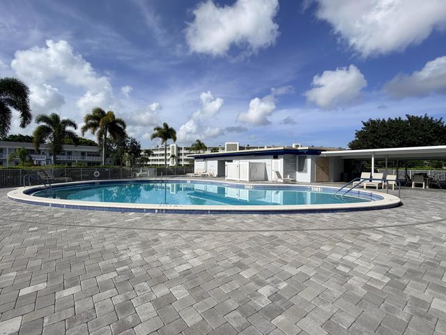 2090 Newport S 2090, Deerfield Beach, FL 33442