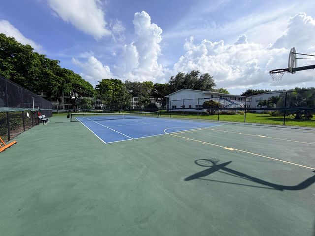 2090 Newport S 2090, Deerfield Beach, FL 33442