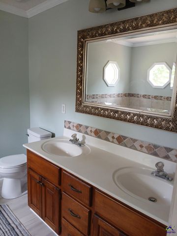 110 Caravelle Court, Byron, GA 31008