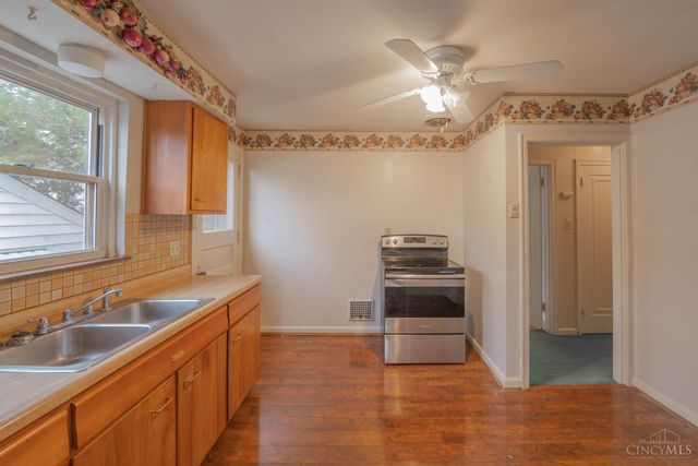 5517 Surrey Avenue, Green Twp, OH 45248