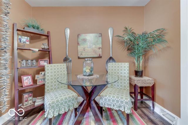 650 Lindenwood Drive, Greenwood, IN 46142