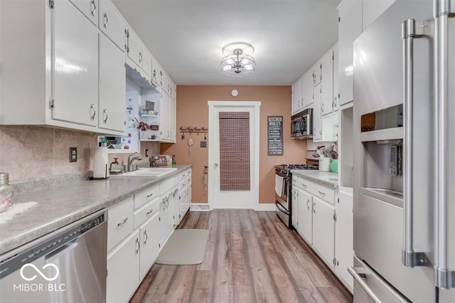650 Lindenwood Drive, Greenwood, IN 46142