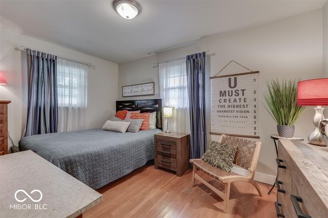 650 Lindenwood Drive, Greenwood, IN 46142