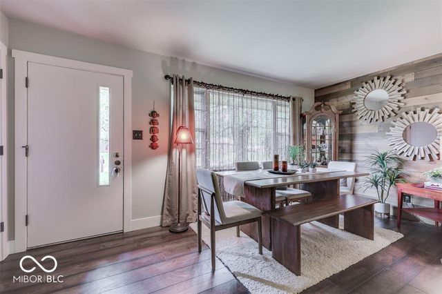 650 Lindenwood Drive, Greenwood, IN 46142