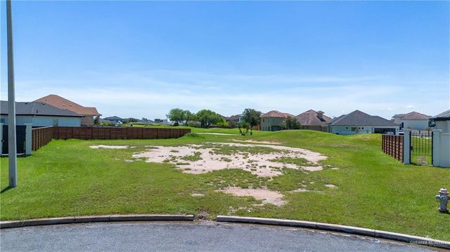 3020 Lago Tahoe, Edinburg, TX 78542