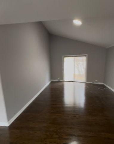 800 ELM Street, Flossmoor, IL 60422