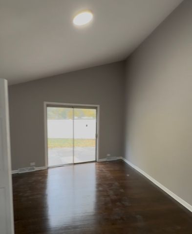 800 ELM Street, Flossmoor, IL 60422