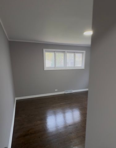 800 ELM Street, Flossmoor, IL 60422