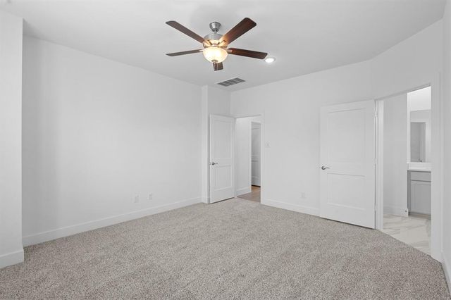 10011 Nectar Path, Iowa Colony, TX 77583