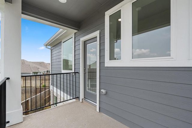 10011 Nectar Path, Iowa Colony, TX 77583