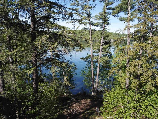 60 Pinnacle Park Road, Meredith, NH 03253