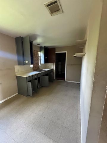 7625 Pointer Street, Houston, TX 77016