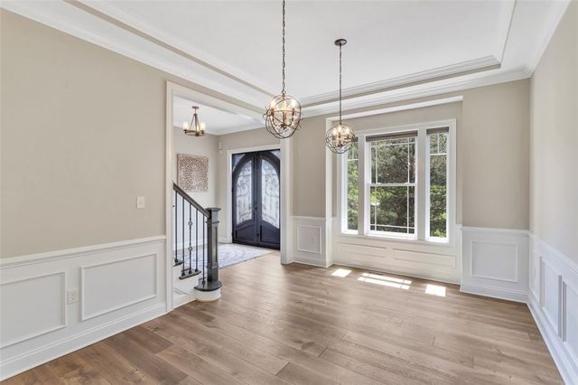 301 Serendipity Ln, Cranberry Twp, PA 16066