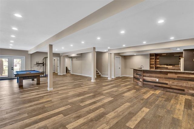 301 Serendipity Ln, Cranberry Twp, PA 16066