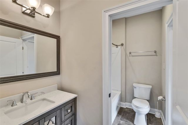 301 Serendipity Ln, Cranberry Twp, PA 16066