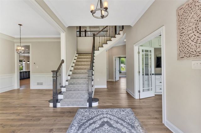 301 Serendipity Ln, Cranberry Twp, PA 16066
