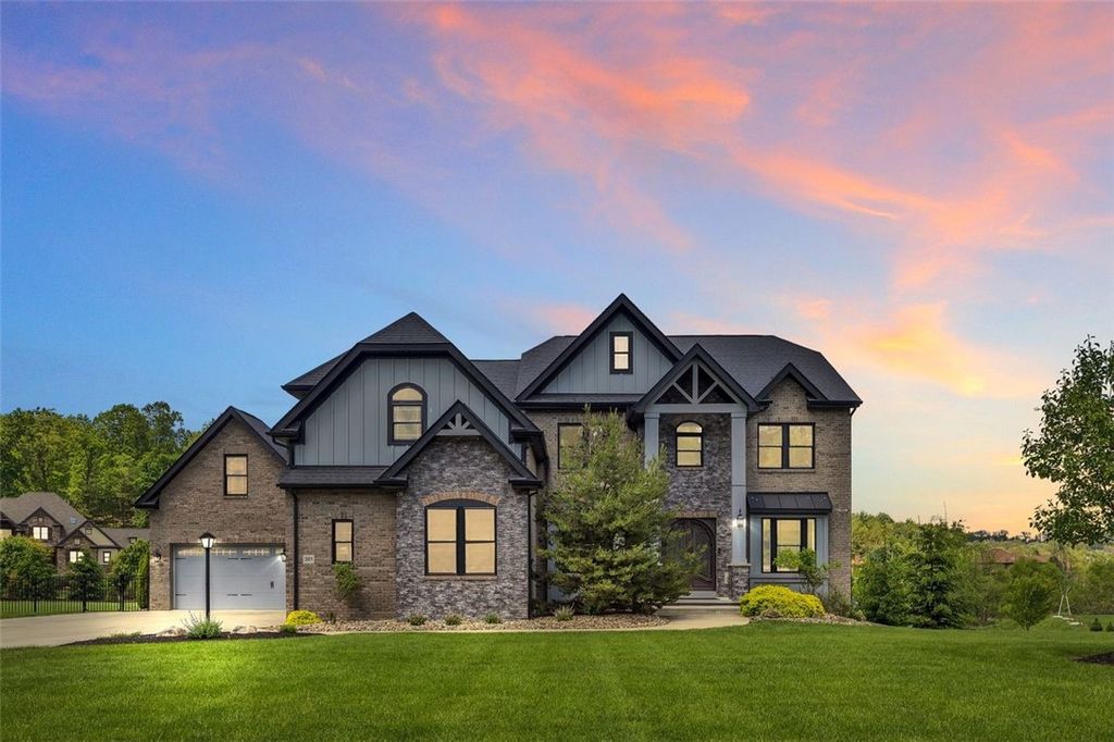 301 Serendipity Ln, Cranberry Twp, PA 16066
