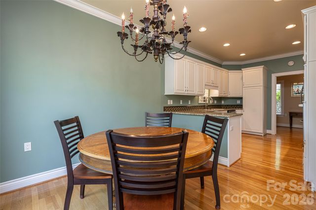 8 Clovelly Way, Asheville, NC 28803