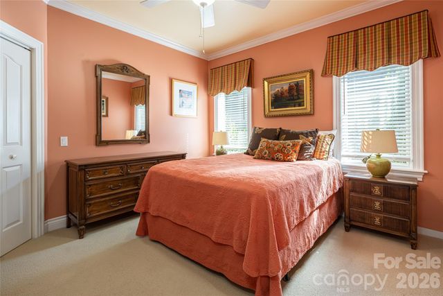 8 Clovelly Way, Asheville, NC 28803