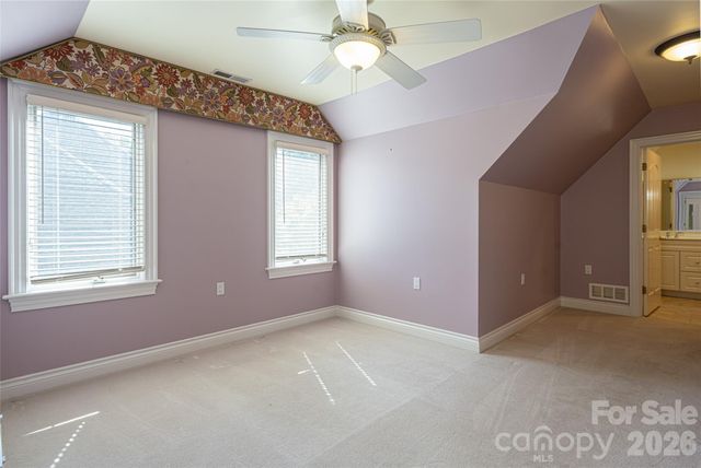 8 Clovelly Way, Asheville, NC 28803