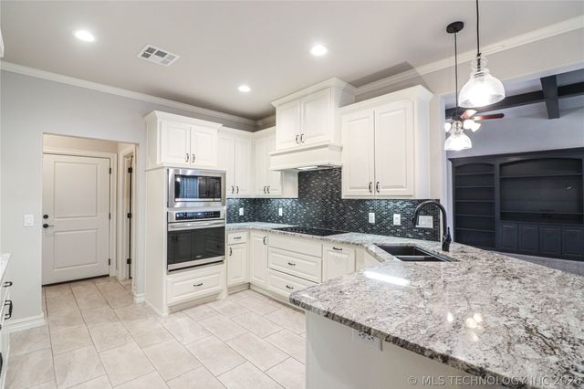 1335 E Teresa Avenue, Sapulpa, OK 74066