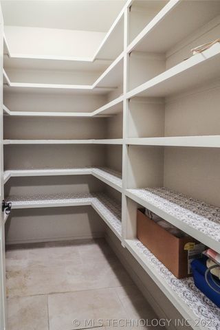 1335 E Teresa Avenue, Sapulpa, OK 74066