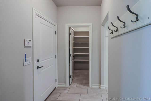 1335 E Teresa Avenue, Sapulpa, OK 74066