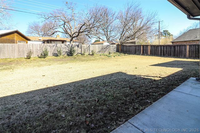 1335 E Teresa Avenue, Sapulpa, OK 74066