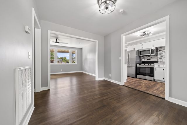 111 Hiller Dr, Old Hickory, TN 37138
