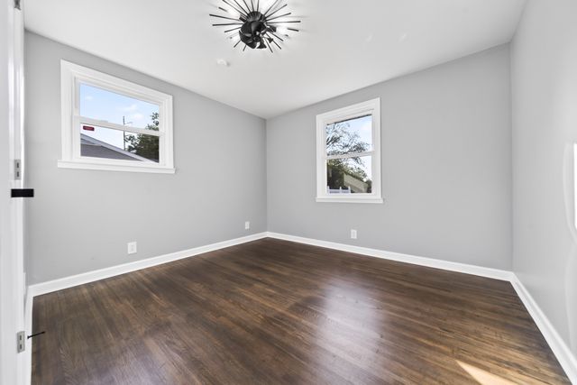 111 Hiller Dr, Old Hickory, TN 37138