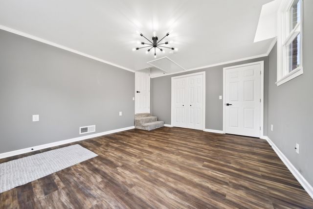 111 Hiller Dr, Old Hickory, TN 37138