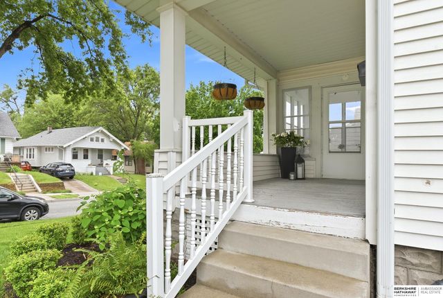 4402 Barker Avenue, Omaha, NE 68105