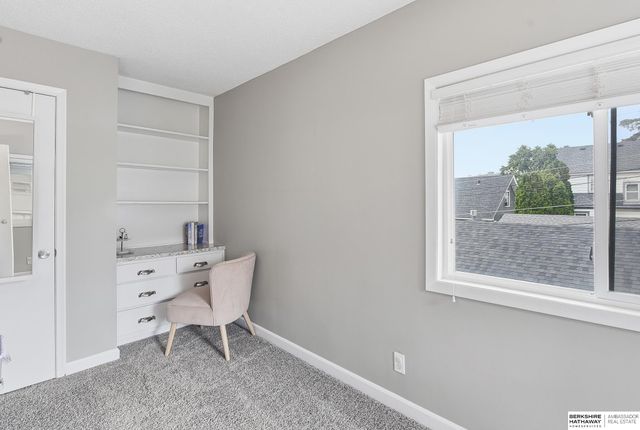 4402 Barker Avenue, Omaha, NE 68105